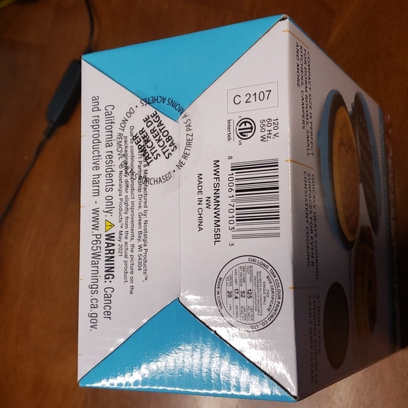 NIB - MyMini Snowman Waffle Maker - Picture 7 of 8